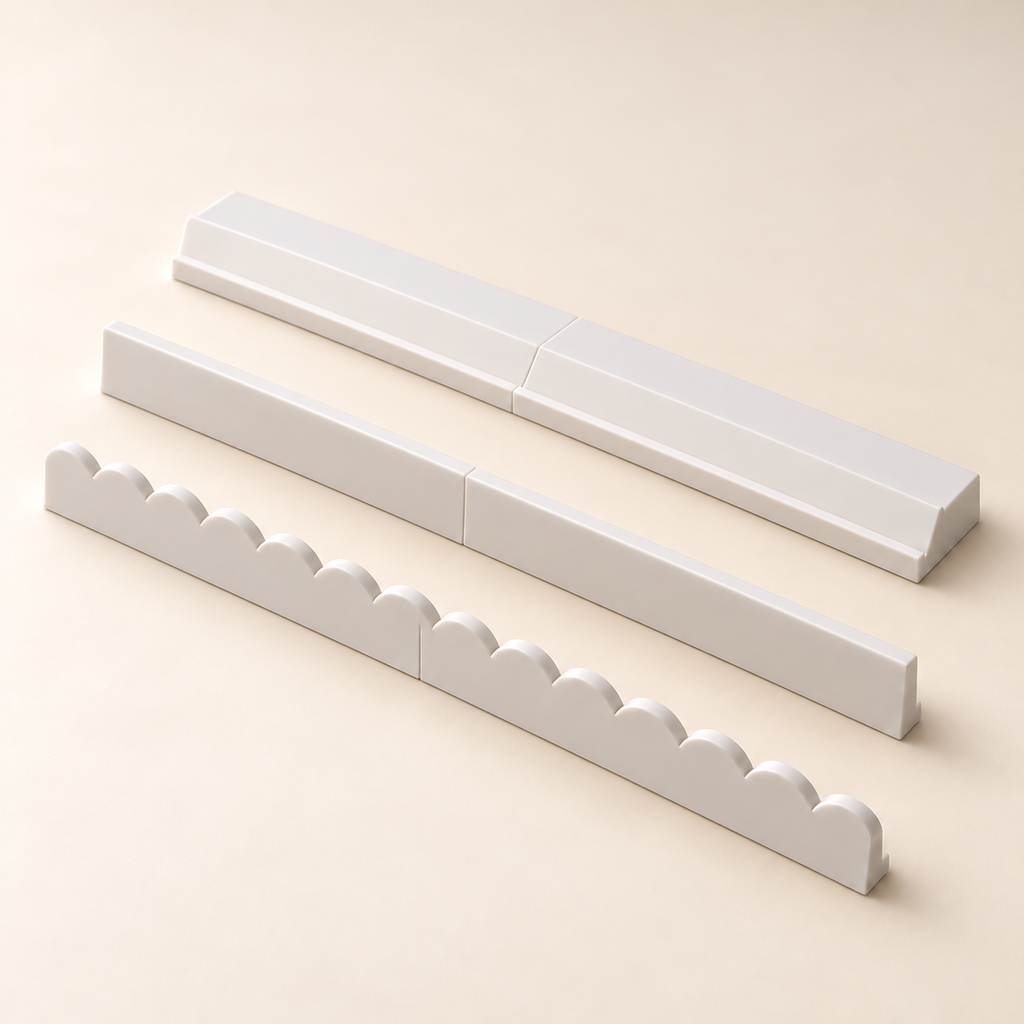 White rack with straight and upright scalloped pusher styles. Digital product rendering.